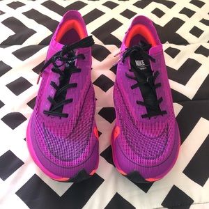 NWOB Nike ZoomX Vaporfly Next 2 Hyper Violet Shoes